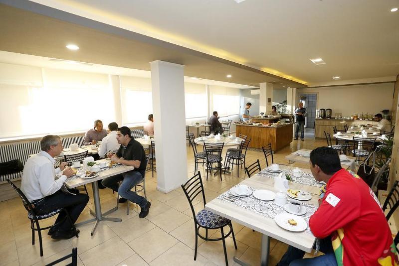 Hotel Plaza Cascavel ภายนอก รูปภาพ